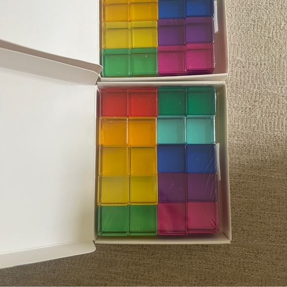 Colorful Transparent Game Blocks Set - Picture 4 of 10